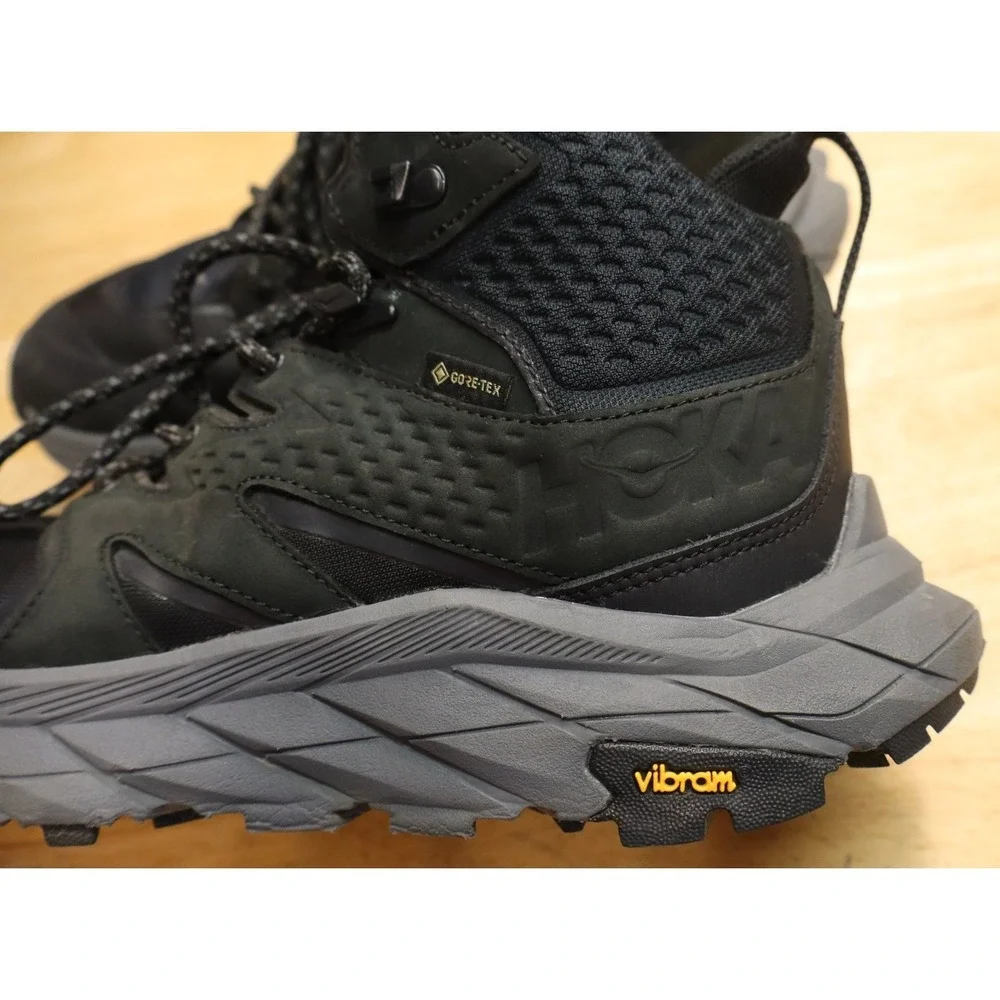 Hoka One One hoka one